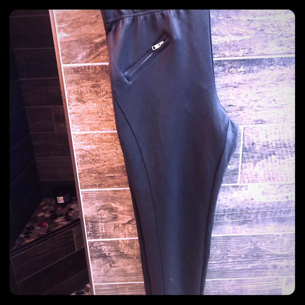 Stretchy black pants